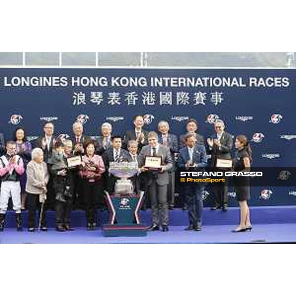 Longines KHIR - Zac Purton on Beauty Only wins the Longines Hong Kong Mile Hong Kong,9th dec.2016 ph.Stefano Grasso/Longines