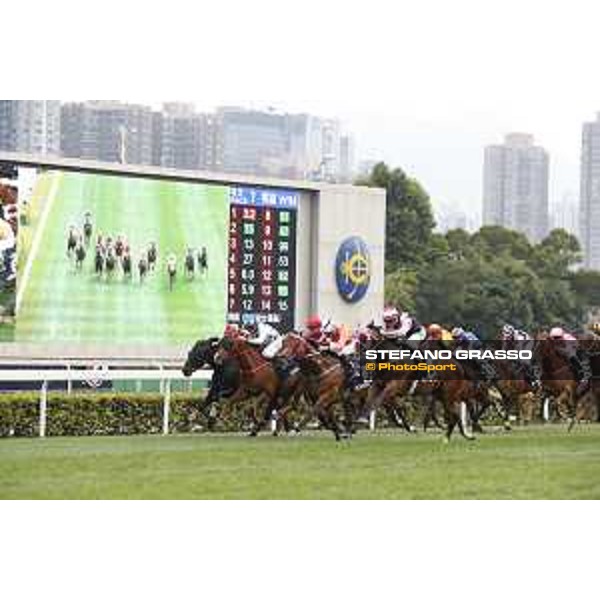 Longines KHIR - Zac Purton on Beauty Only wins the Longines Hong Kong Mile Hong Kong,9th dec.2016 ph.Stefano Grasso/Longines
