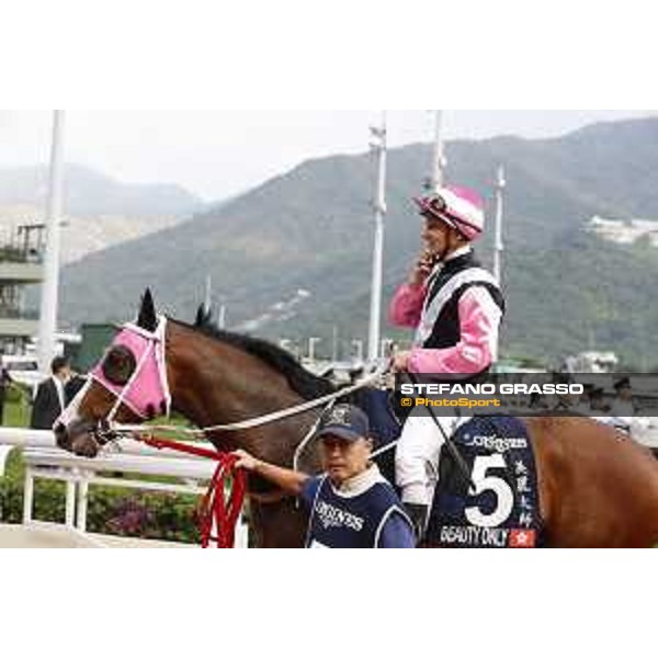 Longines KHIR - Zac Purton on Beauty Only wins the Longines Hong Kong Mile Hong Kong,9th dec.2016 ph.Stefano Grasso/Longines