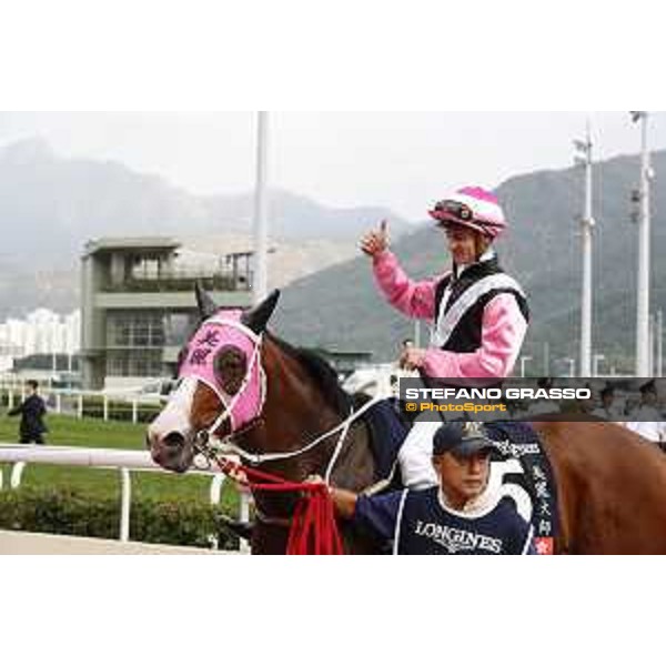 Longines KHIR - Zac Purton on Beauty Only wins the Longines Hong Kong Mile Hong Kong,9th dec.2016 ph.Stefano Grasso/Longines