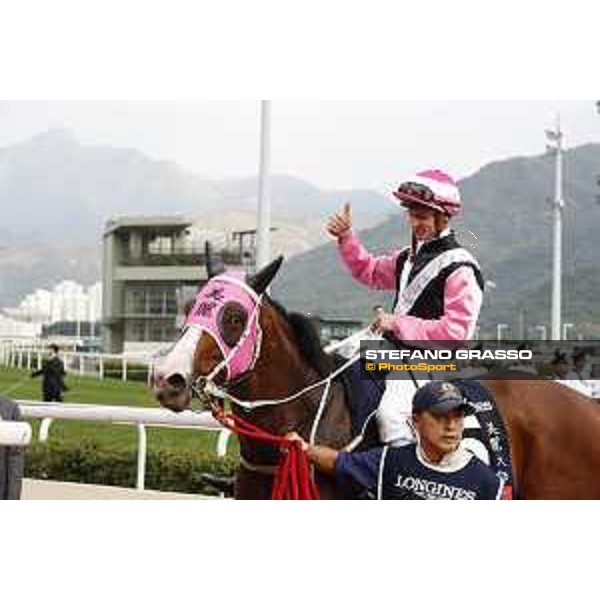 Longines KHIR - Zac Purton on Beauty Only wins the Longines Hong Kong Mile Hong Kong,9th dec.2016 ph.Stefano Grasso/Longines