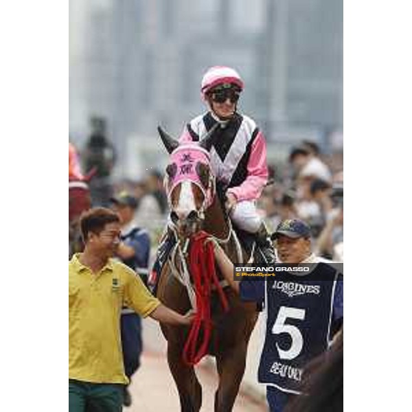 Longines KHIR - Zac Purton on Beauty Only wins the Longines Hong Kong Mile Hong Kong,9th dec.2016 ph.Stefano Grasso/Longines