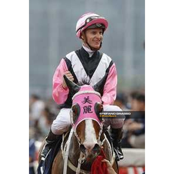 Longines KHIR - Zac Purton on Beauty Only wins the Longines Hong Kong Mile Hong Kong,9th dec.2016 ph.Stefano Grasso/Longines