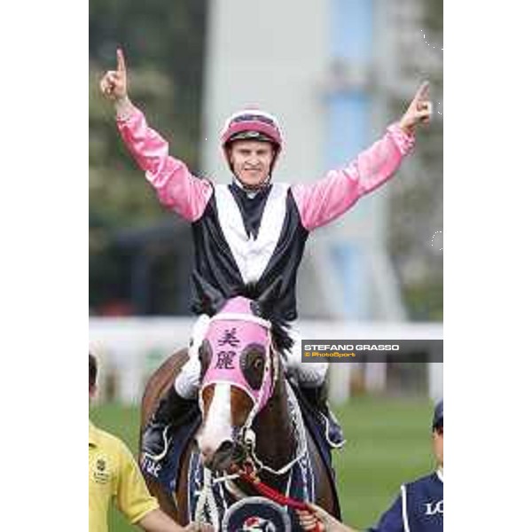 Longines KHIR - Zac Purton on Beauty Only wins the Longines Hong Kong Mile Hong Kong,9th dec.2016 ph.Stefano Grasso/Longines