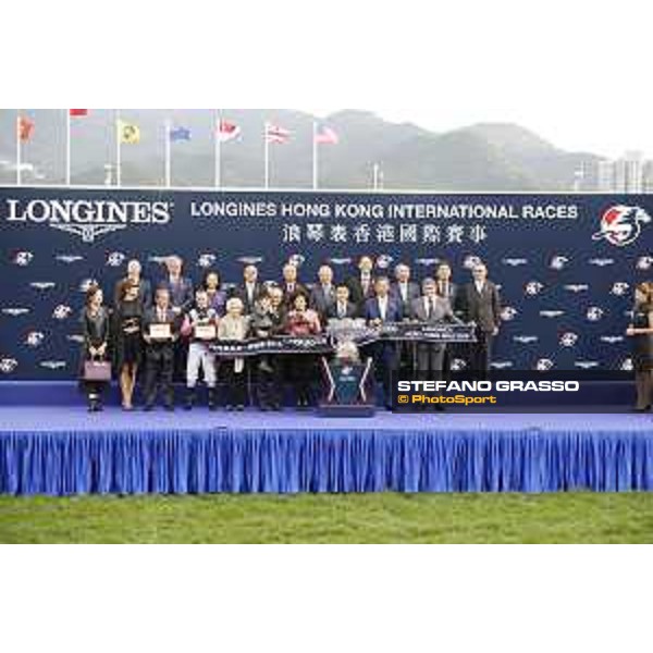 Longines KHIR - Zac Purton on Beauty Only wins the Longines Hong Kong Mile Hong Kong,9th dec.2016 ph.Stefano Grasso/Longines