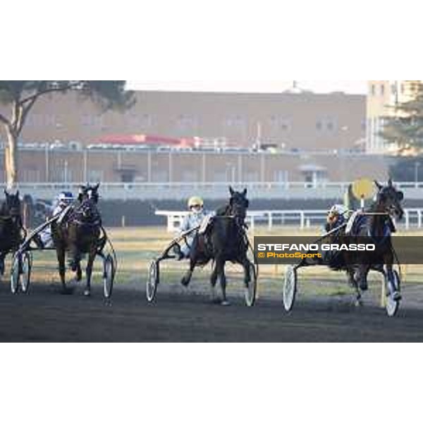 Antonio Di Nardo with Vale Capar wins the Gran Premio Allevatori Filly Rome,Capannelle racecourse 26th dec.2016 ph.Stefano Grasso