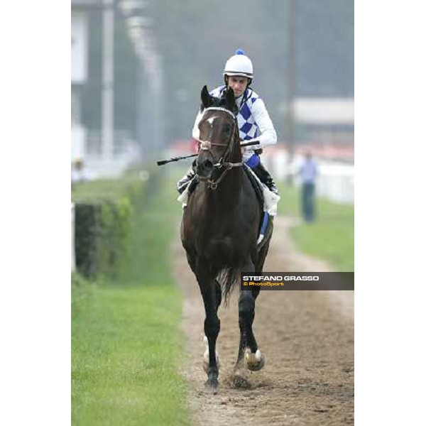 Mirco Demuro comes back on Distant Way - Premio Vittorio di Capua Milan San Siro, 14th october 2006 ph. Stefano Grasso