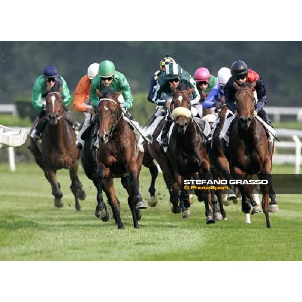 the horses on the last bend of San Siro racetrack Milan San Siro, 14th october 2006 ph. Stefano Grasso