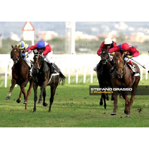 Kirely Kerekes on Floriot (right) wins the Premio Lydia Tesio beating Seb Seanders on Confidential Lady Rome Capannelle, 22nd october 2006 ph. Stefano Grasso