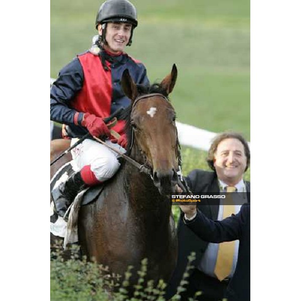 Carlo Fiocchi on Iuturna and Riccardo Menichetti comes back after winning the Premio Ubaldo Pandolfi Rome Capannelle, 22nd october 2006 ph. Stefano Grasso