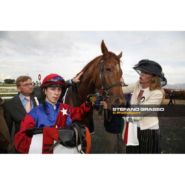 the winning connection of FLoriot winner of Premio Lydia Tesio Rome Capannelle, 22nd october 2006 ph. Stefano Grasso