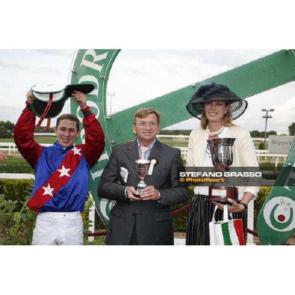 the winning connection of FLoriot winner of Premio Lydia Tesio Rome Capannelle, 22nd october 2006 ph. Stefano Grasso