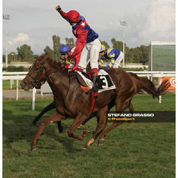 Karoly Kerekes onFLoriot wins the Premio Lydia Tesio Rome Capannelle, 22nd october 2006 ph. Stefano Grasso