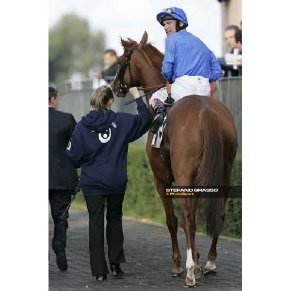 Frankie Dettori on Pictavia enters the track before the Premio Lydia Tesio Rome Capannelle, 22nd october 2006 ph. Stefano Grasso