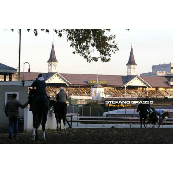 morning works at Churchill Downs Louisville , Churchill Downs, 3rd nov. 2006 ph. Stefano Grasso