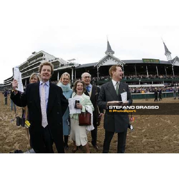 Oujia Board connection with Lord and LAdy Derby looks the reply ofter the race after winning with Oujia Board the Emirates Airline Breeders\' Cup Filly \' Mare Turf Louisville Churchill Downs, 4th nov. 2006 ph. Stefano Grasso