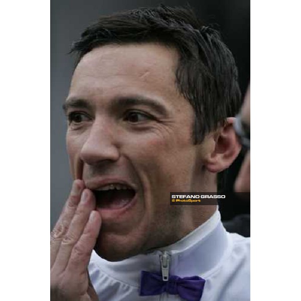 Frankie Dettori after winning the John Deere Breeders\' Cup Turf Louisville Churchill Downs, 4th nov. 2006 ph. Stefano Grasso