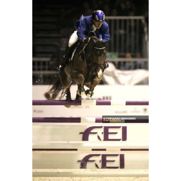 Gerco Schroder on Eurocommerce Milano parading after winning Gran Premio Fei World Cup Verona, 12th november 2006 ph. Stefano Grasso