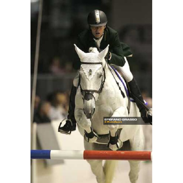 Rutheford Latham on Jaina de Barnevil - Fei World Cup 2006 - Verona Verona, 12th nov. 2006 ph. Stefano Grasso