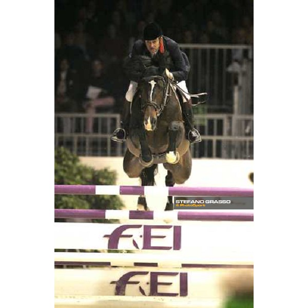 Robert Smith on Marius Claudius - Fei World Cup 2006 - Verona Verona, 12th nov. 2006 ph. Stefano Grasso
