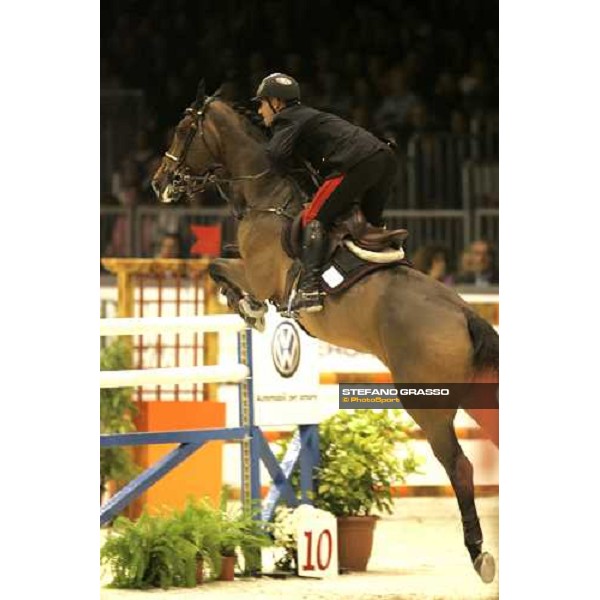 Bruno Chimirri on Landknecht during Fei World Cup 2006 - Verona Verona, 12th nov. 2006 ph. Stefano Grasso