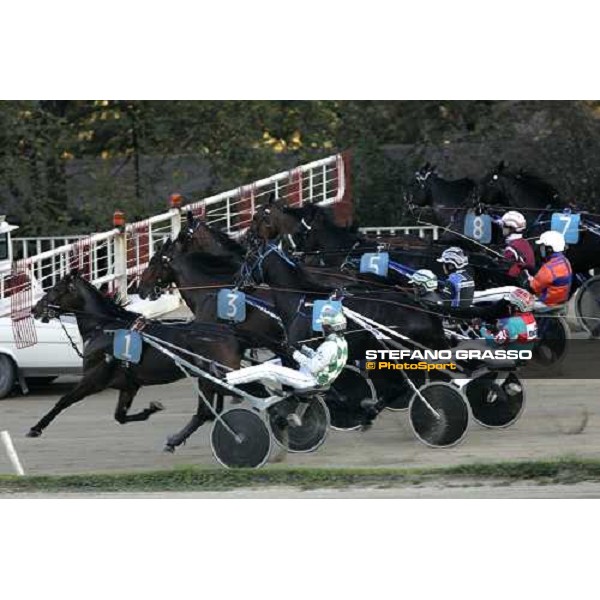 Marco Smorgon and Giulia Grif (3) at the start of 2nd heat of Gran Premio Orsi Mangelli Milan San Siro, 1st nov. 2006 ph. Stefano Grasso