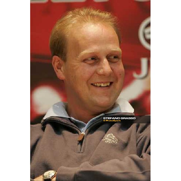 Ed Dunlop during the press conference of Japan Cup 2006 at Tokyo racecourse Tokyo, 23rd nov.2006 ph. Stefano Grasso