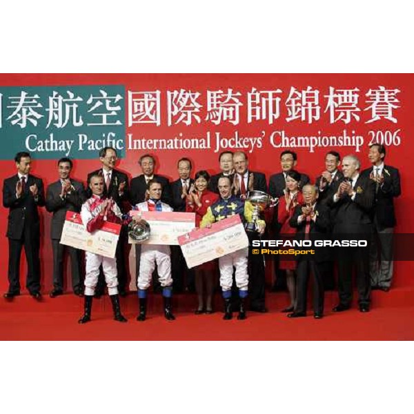 giving prize of the Cathay Pacific International Jockey\'s Championship Races at Happy Valley- Olivier Peslier, winner, and Andreas Suborics and Gless Boss Hong Kong, 6th dec. 2006 ph. Stefano Grasso