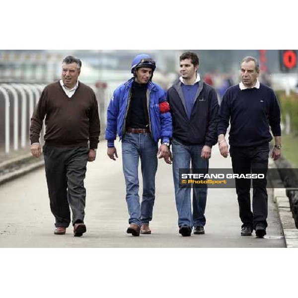 Giuseppe, Endo, Stefano and Alduino Botti after morning works at Sha Tin racecourse Hong Kong, 7th dec. 2006 ph. Stefano Grasso