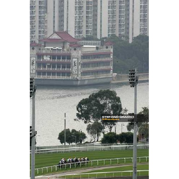 racing at Sha Tin race track Hong Kong, 10th dec. 2006 ph. Stefano Grasso