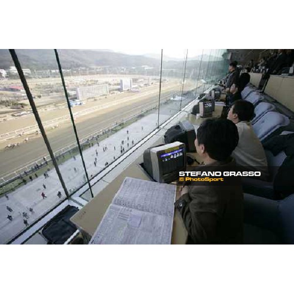 racegoers at Seoul race park Seoul, 16th dec. 2006 ph. Stefano Grasso