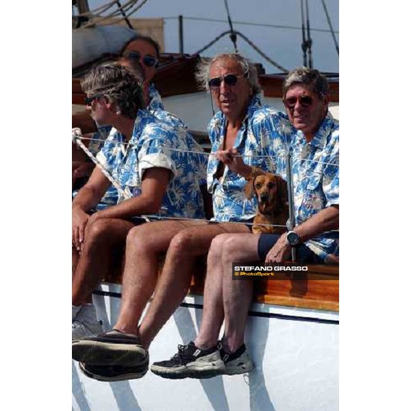 \'crew of Ice Fire with a special sailordog... Triest sept. 21 2003-ph.Stefano Grasso\' 
