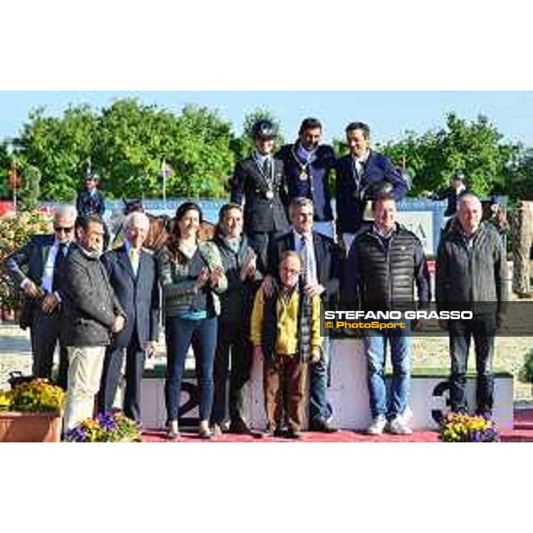 Campionati italiani assoluti - Il podio: 1° Juan Carlos Garcia, 2° Giulia Martinengo Marquet e 3° Francesco Franco - Marco Di Paola, Vittorio Orlandi, Roberto Arioldi , Giuseppe Moretti, Eleonora Di Giuseppe, Riccardo Boricchi e Carlo Bernardini - Arezzo, - 23th April 2017 - ph.Mario Grassia