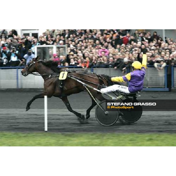 Pierre Levesque with Offshore Dream wins the Gran Prix d\'Amerique 2007 Paris Vincennes, 28th january 2007 ph. Stefano Grasso