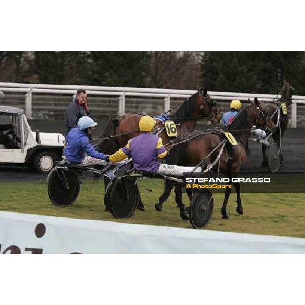 Michel Lenoir with Kesaco Phedo congratulates with Pierre Levesque and Offshore Dream after the finish of Gran Prix d\'Amerique 2007 Paris Vincennes, 28th january 2007 ph. Stefano Grasso