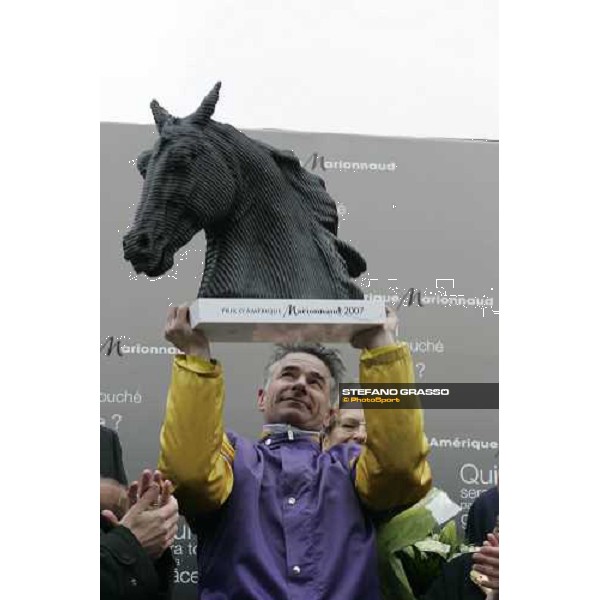 Pierre Levesque stands the trophy after winning the the Grand Prix d\'Amerique 2007 Paris Vincennes, 28th january 2007 ph. Stefano Grasso