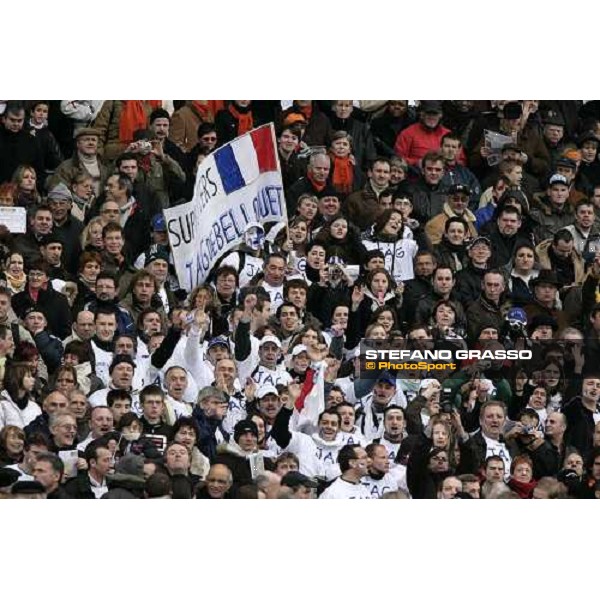 Jag de Bellouet and Christophe Gallier\'s supporters in the grandstand of Plateau du Gravelle Paris, Vincennes, 28th january 2007 ph. Stefano Grasso