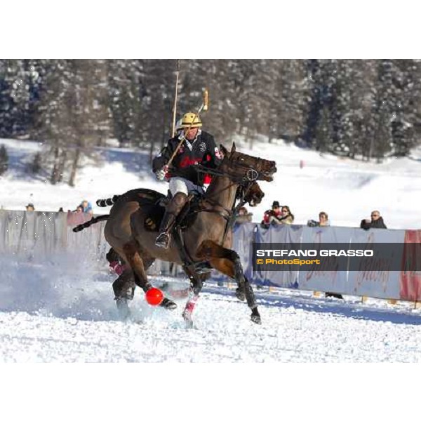 Milo Fernandez Araujo (Argentina) Team Brioni - final 1st place 23¡ Cartier Polo World Cup on Snow in St. Moritz 2007 S.Moritz, 28th january 2007 ph. Daniele Salatin