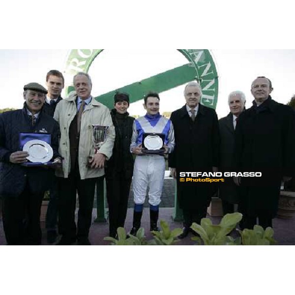 giving prive for Amica\'s connection winners of Premio XXIX Steeple Chase delle Capannelle Rome, 4th february 2007 ph. Stefano Grasso