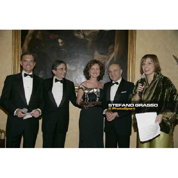 gala evening for the Oscar del Galoppo at Palazzo Taverna in Rome- group photo for the owner of Patapan of Archi Romani stable, Emma and Paolo Agostini, with Pinuccio Molteni, Paolo Maria Zambelli and Francesca BArberini Rome, 4th february 2007 ph. Stefa