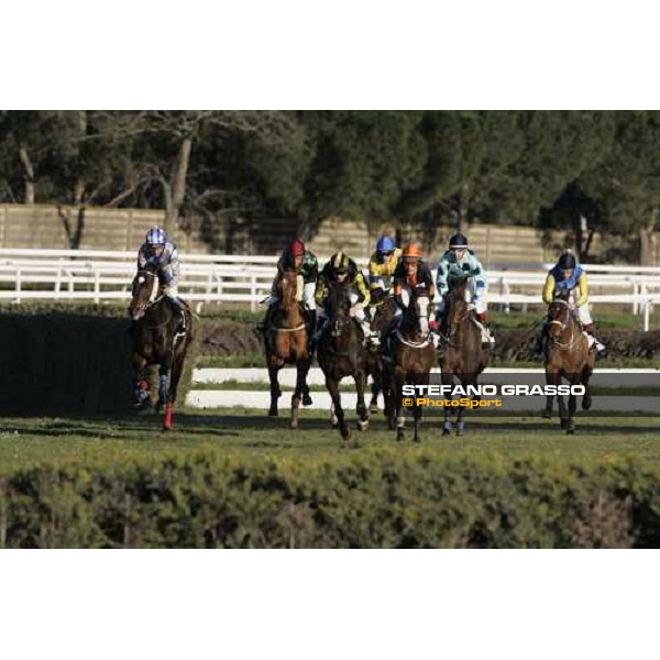 Dirck Fuhrmann on Amica (left) leads the group and goes to win the Premio XXIX Steeple Chase delle Capannelle Rome, 4th february 2007 ph. Stefano Grasso