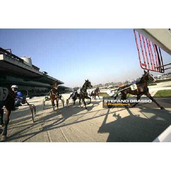 a start of a race at San Siro racetrack Milan, San Siro 11th february 2007 ph. Stefano Grasso