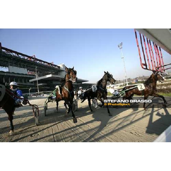 a start of a race at San Siro racetrack Milan, San Siro 11th february 2007 ph. Stefano Grasso