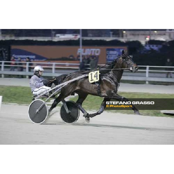 warming up for Marco Guzzinati with Folletto Sm before the Gran Premio Encat \'Memorial Fausto Branchini\' Milan, San Siro 11th february 2007 ph. Stefano Grasso