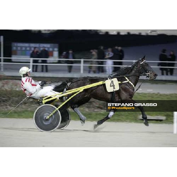 warming up for Mauro Baroncini and Faliero As before the Gran Premio Encat \'Memorial Fausto Branchini\' Milan, San Siro 11th february 2007 ph. Stefano Grasso