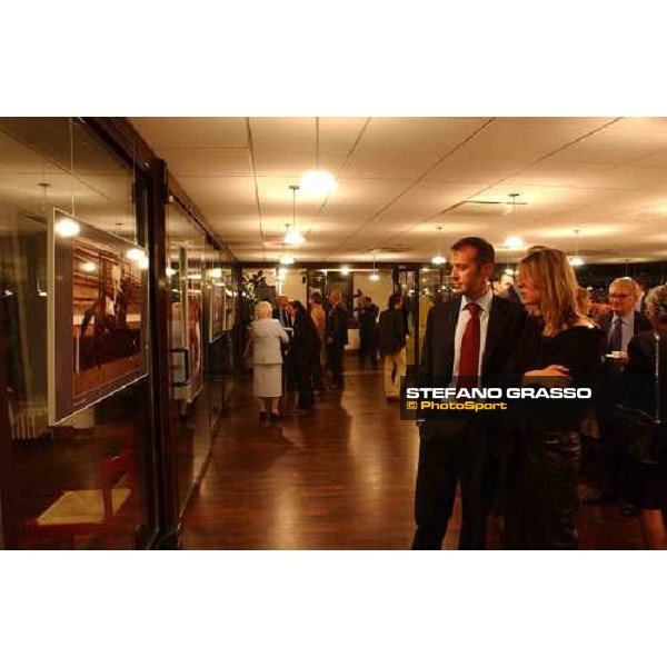 guests at photographic exibition of Falbrav by Stefano Grasso Carimate golf Club 29th april 2004 ph. Stefano Grasso