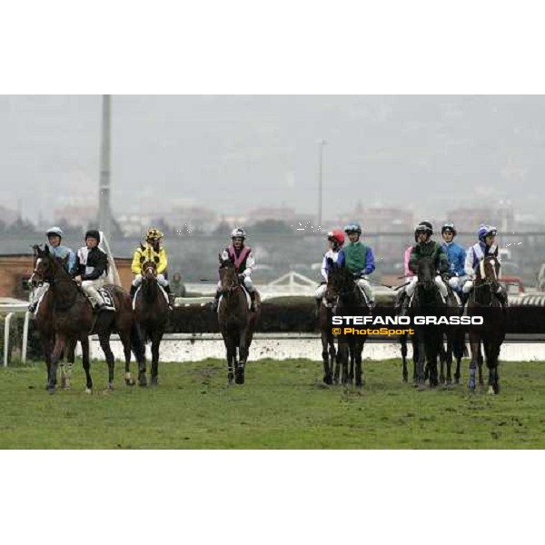 the horses of the LVII Gran Corsa Siepi di Roma prepare to start. The winner Jeremy Lobel on Or ou Argent, third from left Rome, 18th february 2007 ph. Stefano Grasso