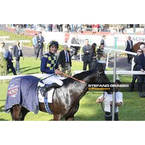 Fabio Branca on Time to Choose enters the winner circle after winning the Premio Presidente della Repubblica GBI Racing Rome Capannelle racecourse, 14th may 2017 - ph.Stefano Grasso