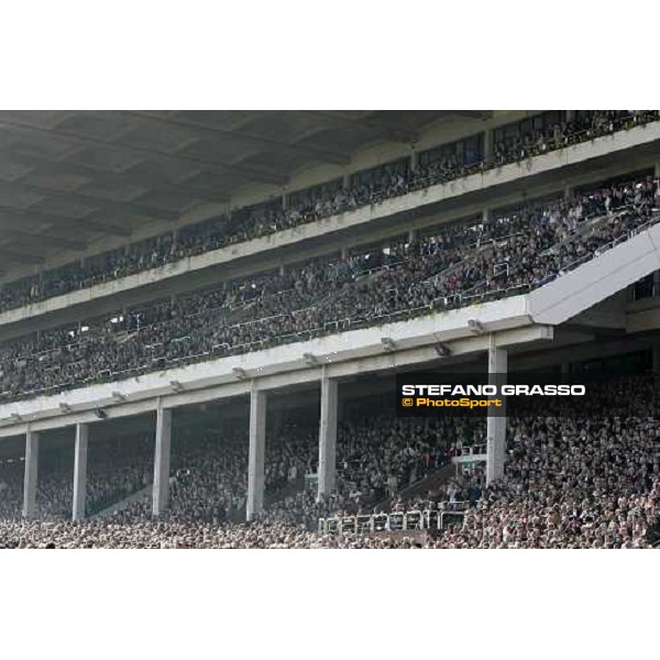 A packed Cheltenham at the first day of the Festival Cheltenham, The Festival 13th march 2007 ph. Stefano Grasso