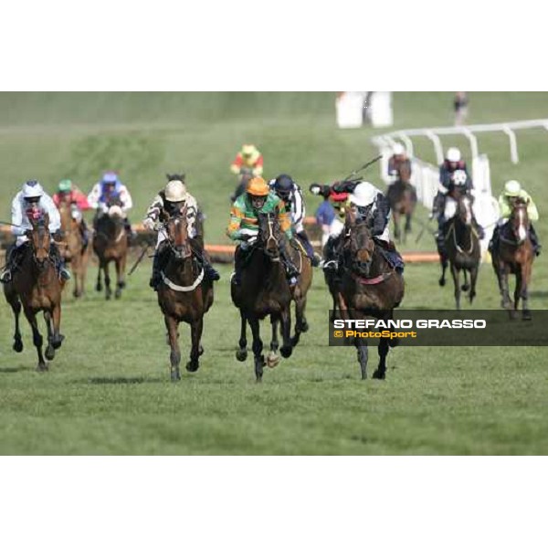 Richard Johnson on Massini\'s Maguire (right) at the last few meters to the post, leads and wins the Ballymore Properties Novices\' Hurdle Race Cheltenham, 2nd day - The Festival, 14th march 2007 ph. Stefano Grasso